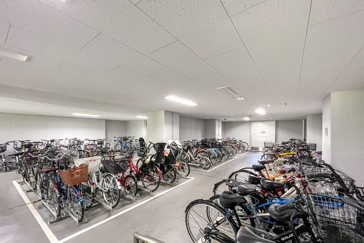 Ｇ.Ａ.タワーの自転車置場